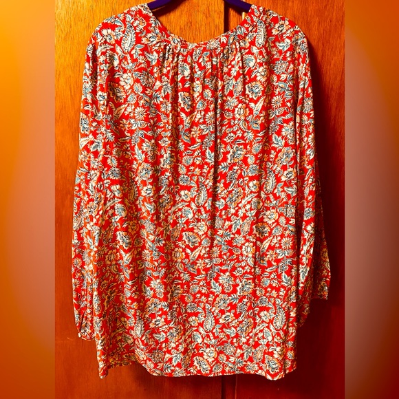 Old Navy Relaxed Popover Floral Blouse - Picture 7 of 9